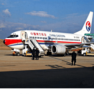 成吉思汗航空运输航空快运业稳步发展的原因是什么？